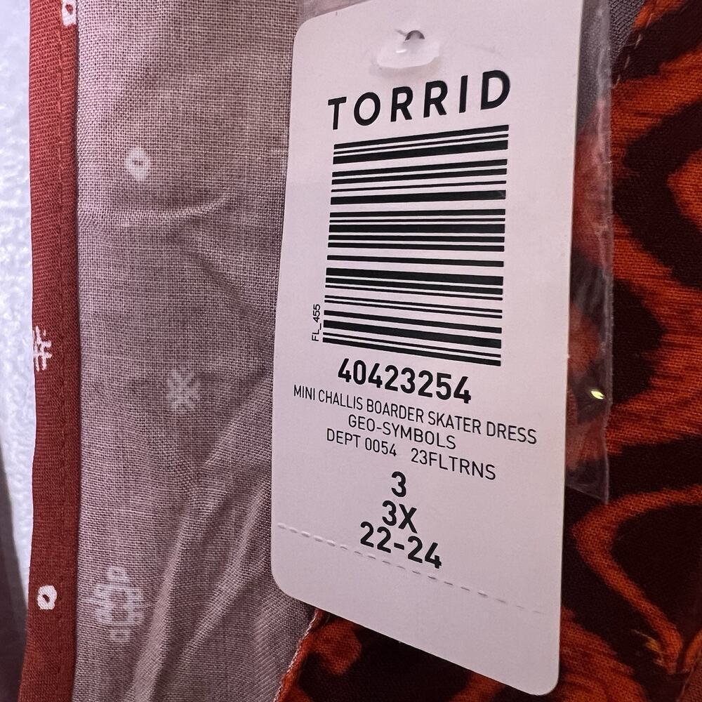 Torrid NWT Mini Challis Boarder Skater Dress Size 3X V-Neck Pockets Boho Tribal - Picture 14 of 16